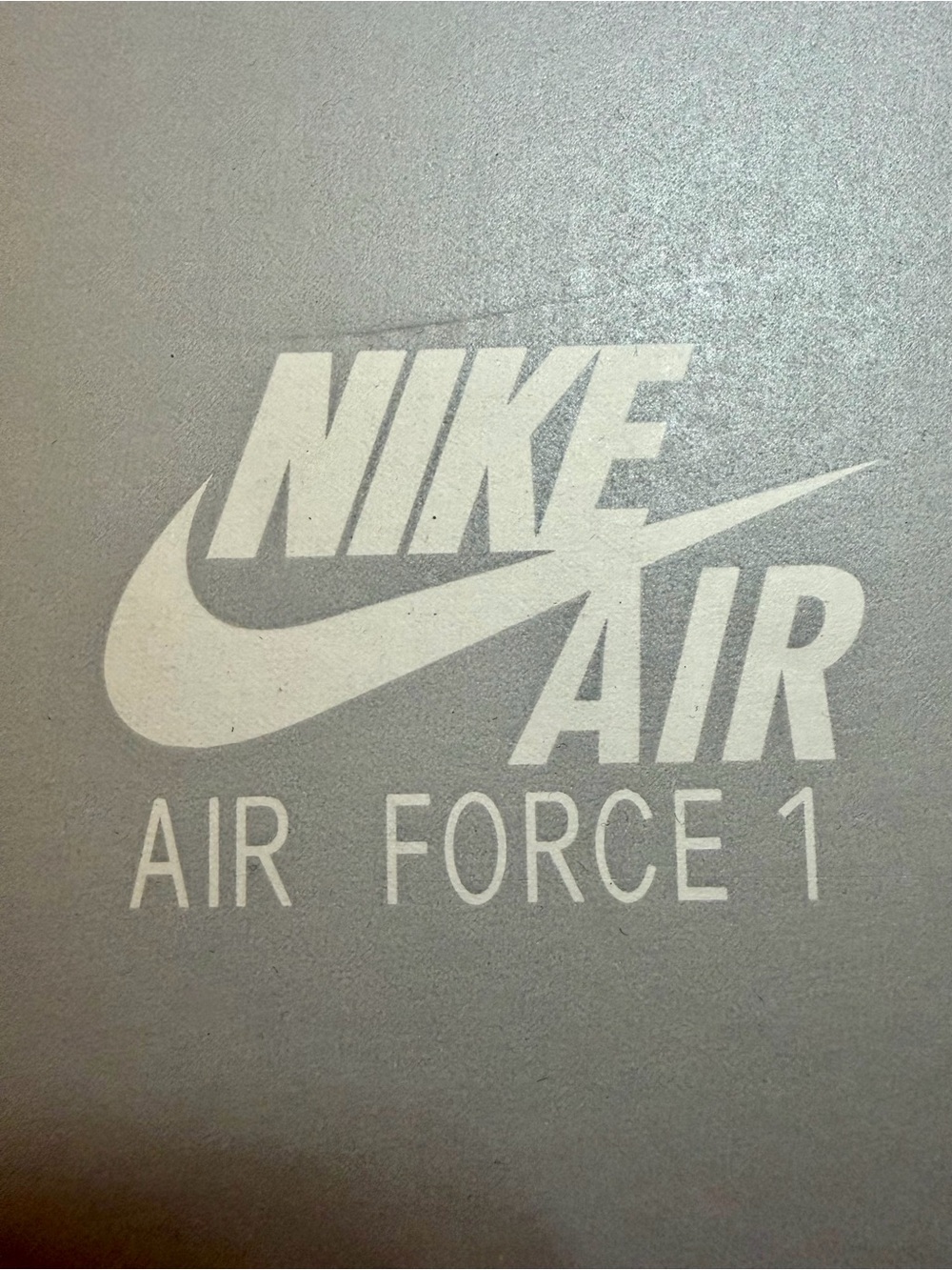 Nike Air, Air Force 1 UNISEX in suave light brown and White